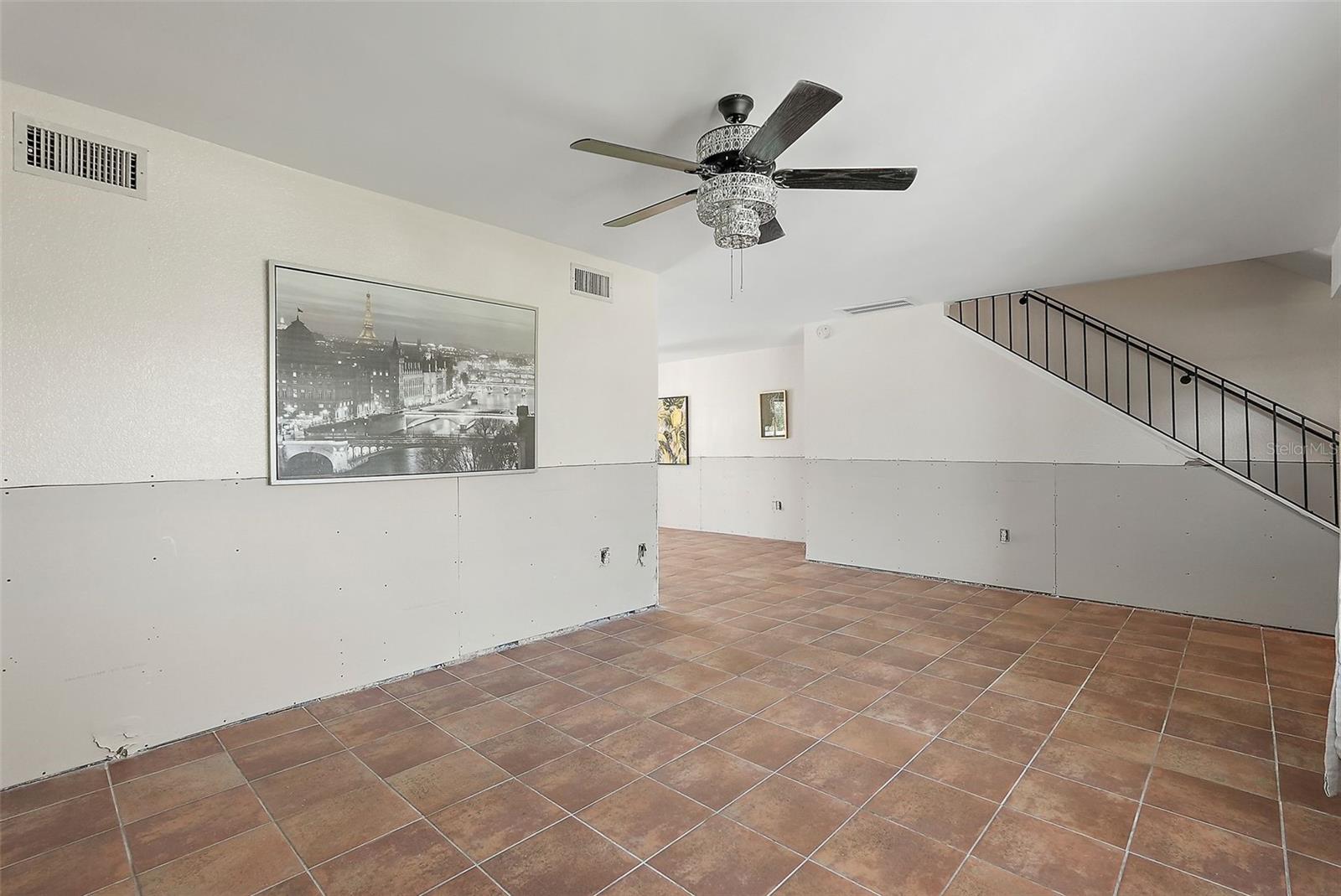 6490 CAPE HATTERAS WAY NE #4, ST PETERSBURG, FL, 33702