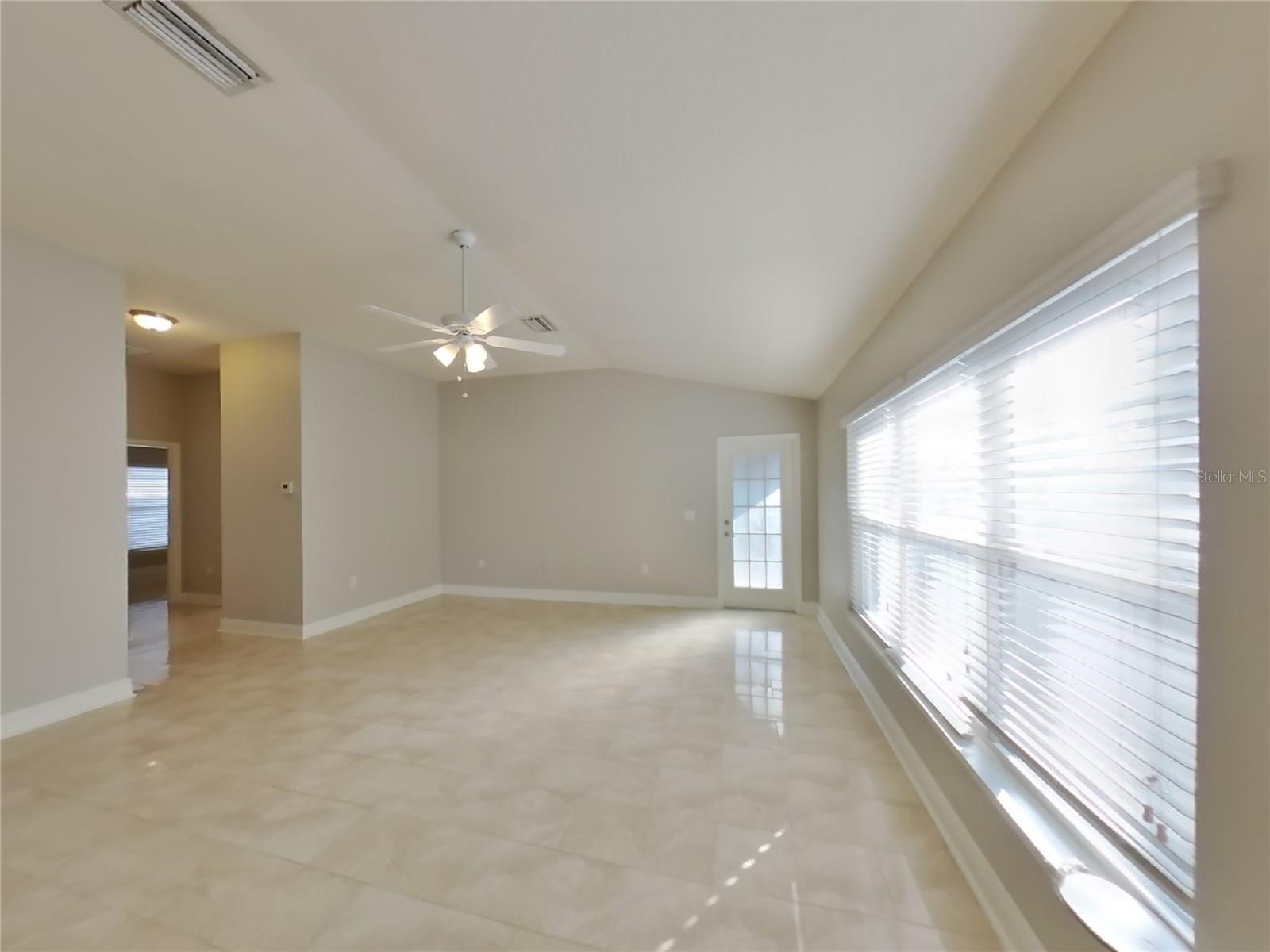 10841 KIRKWALL PORT DR, WIMAUMA, FL, 33598