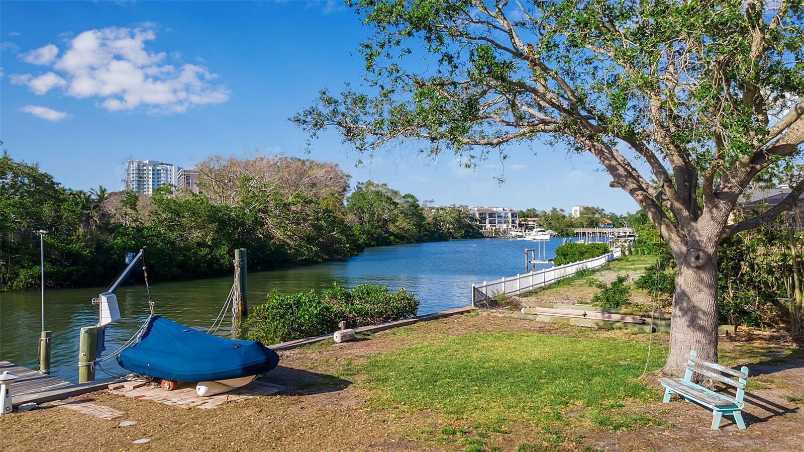 A4647998 Property Photo