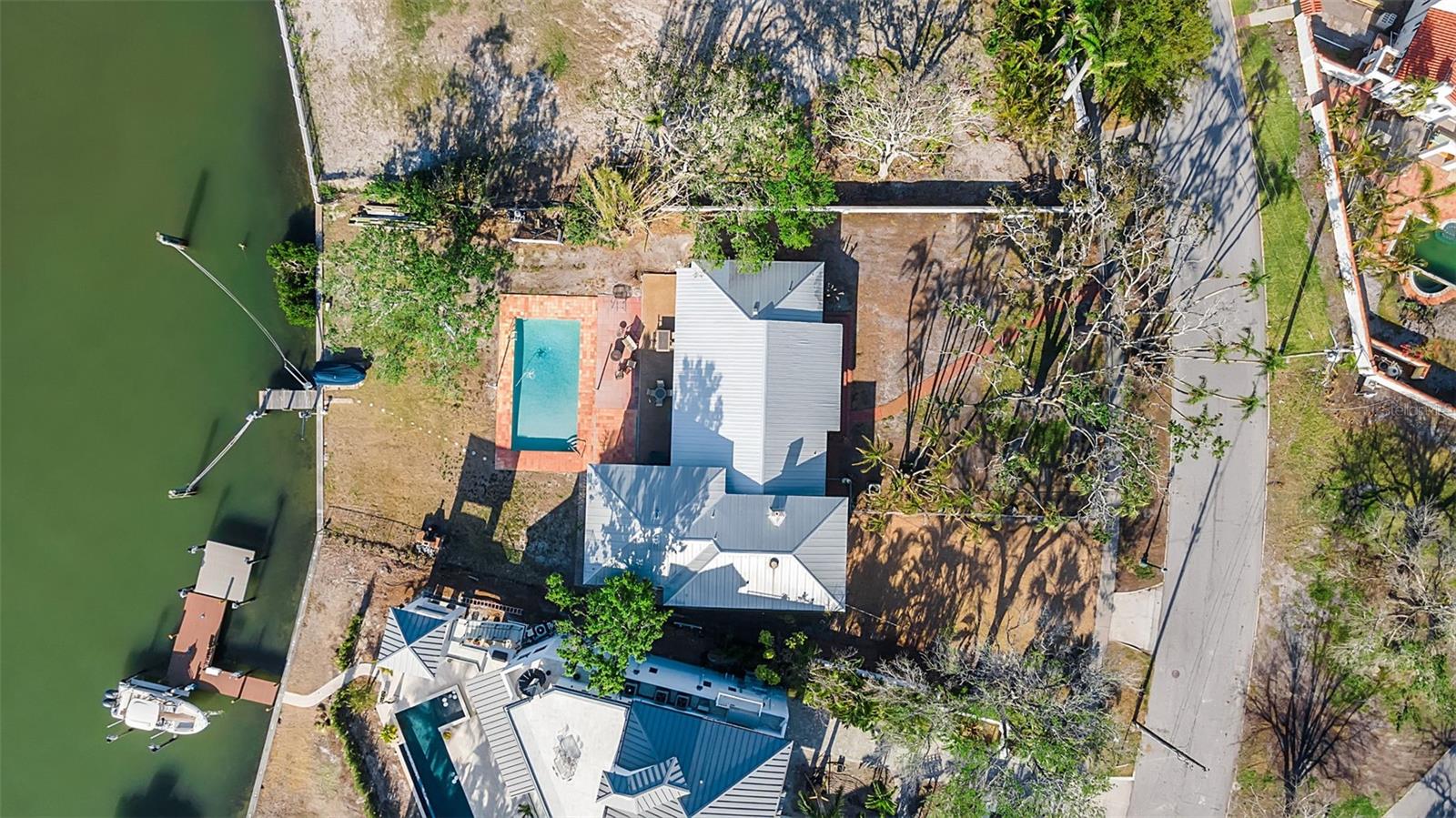 A4647998 Property Photo