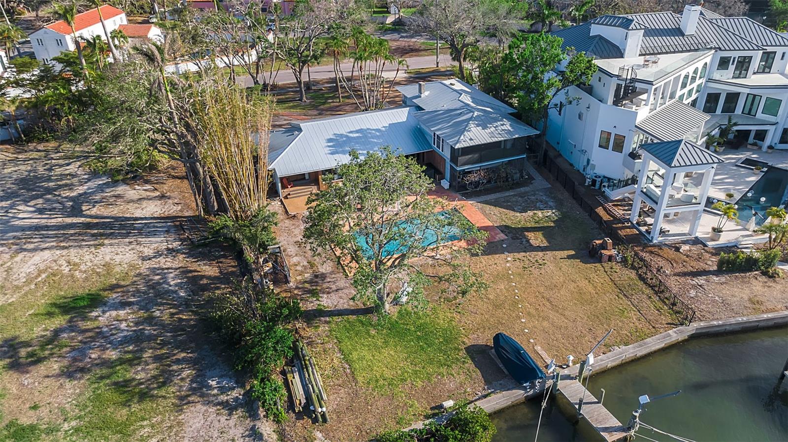 A4647998 Property Photo