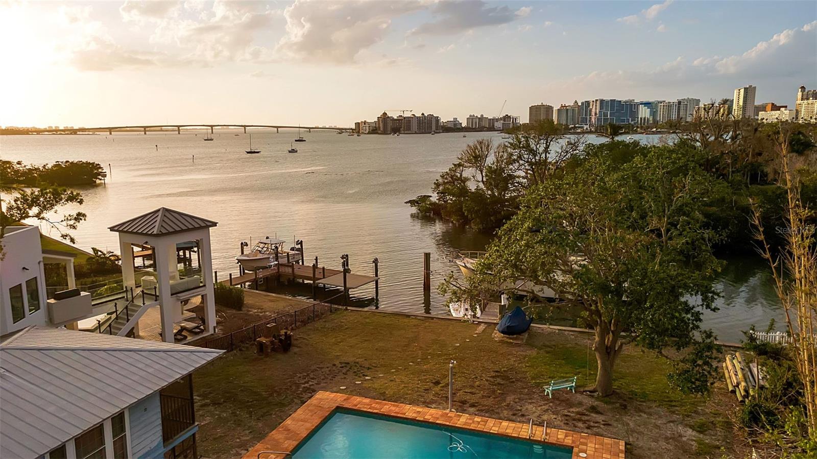 A4647998 Property Photo