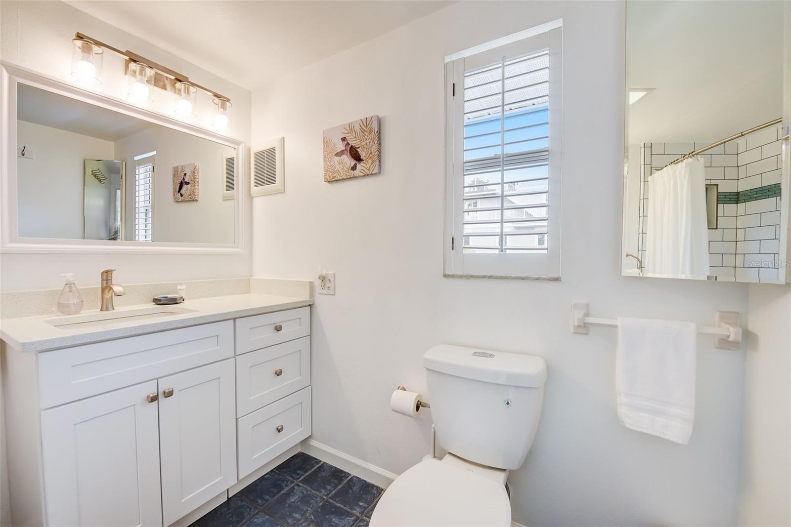 104 29TH ST #3, HOLMES BEACH, FL, 34217