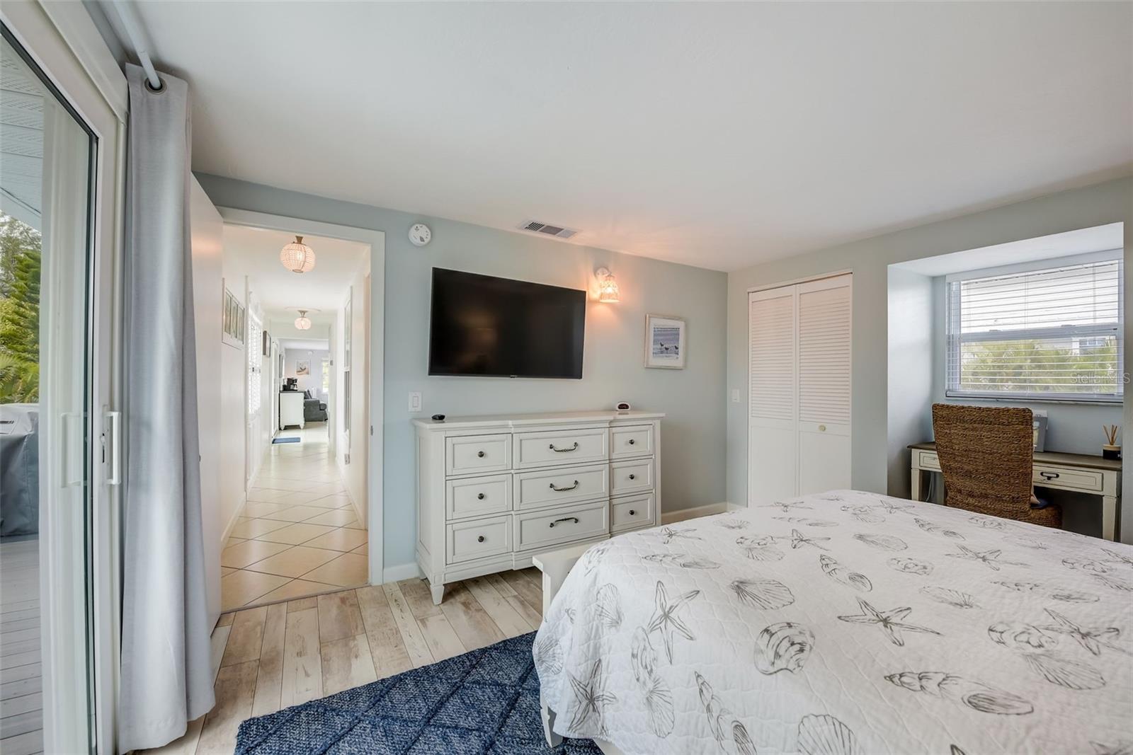 104 29TH ST #3, HOLMES BEACH, FL, 34217