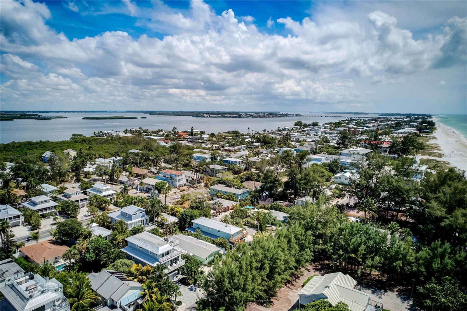 104 29TH ST #3, HOLMES BEACH, FL, 34217