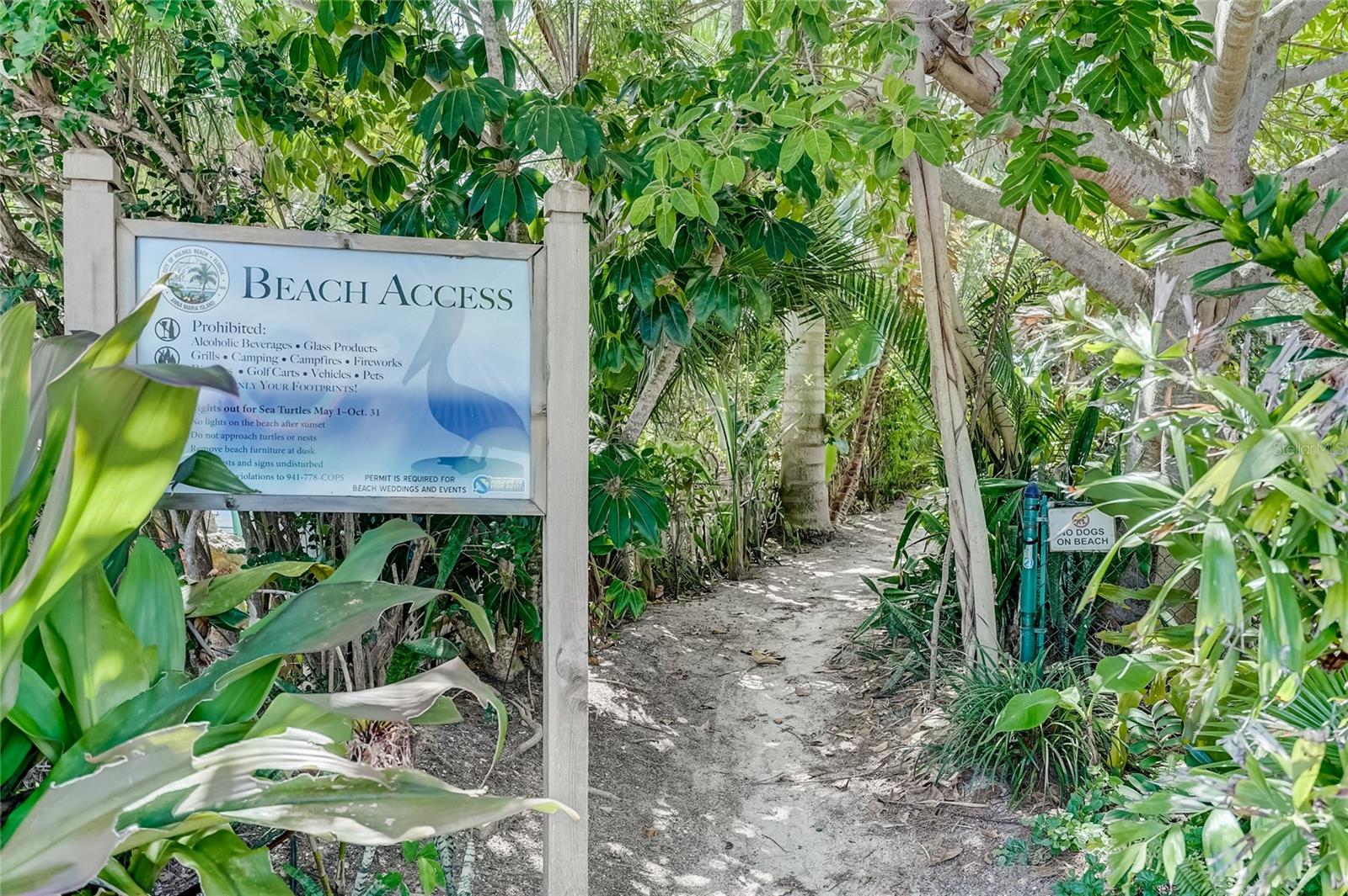 104 29TH ST #3, HOLMES BEACH, FL, 34217