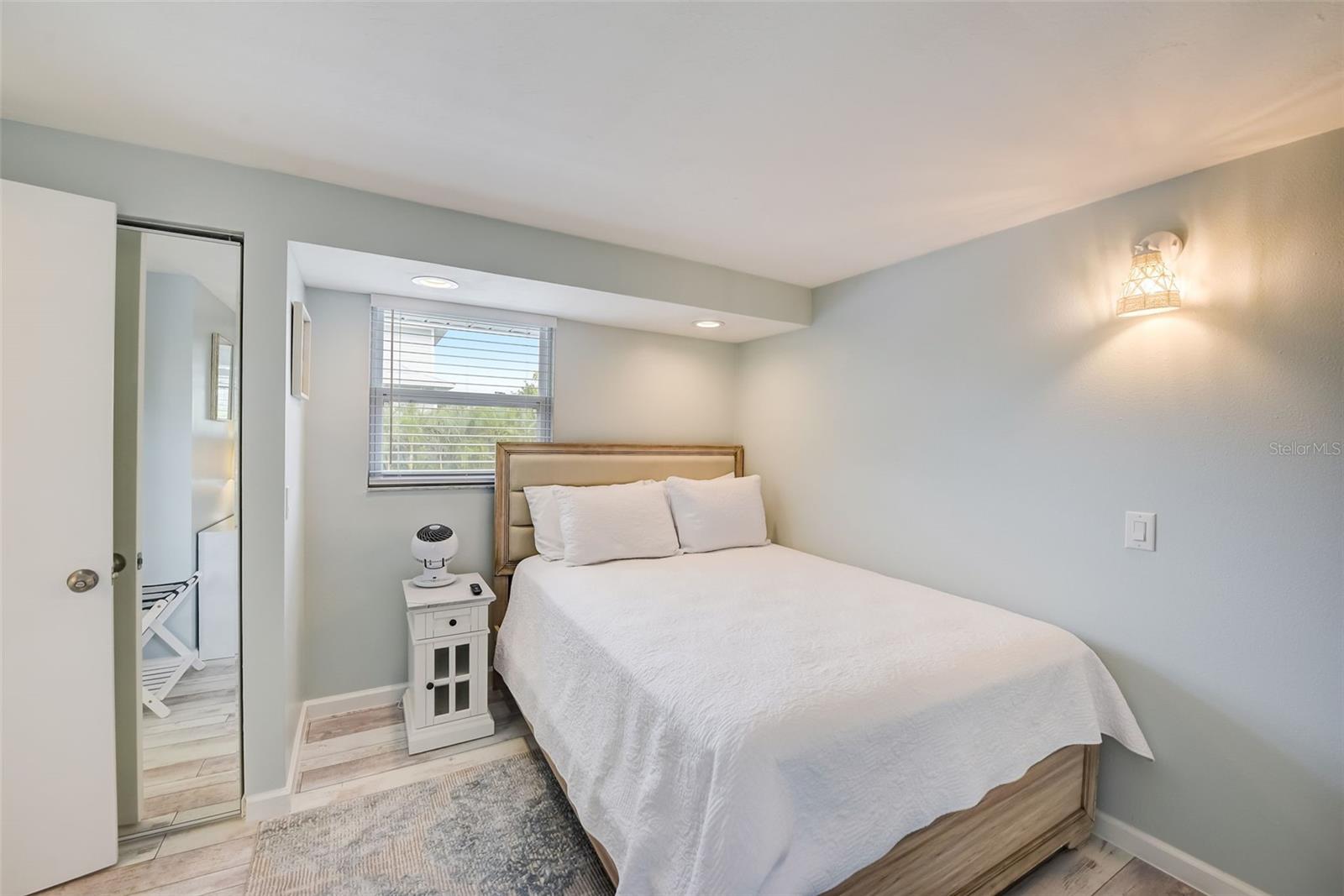 104 29TH ST #3, HOLMES BEACH, FL, 34217