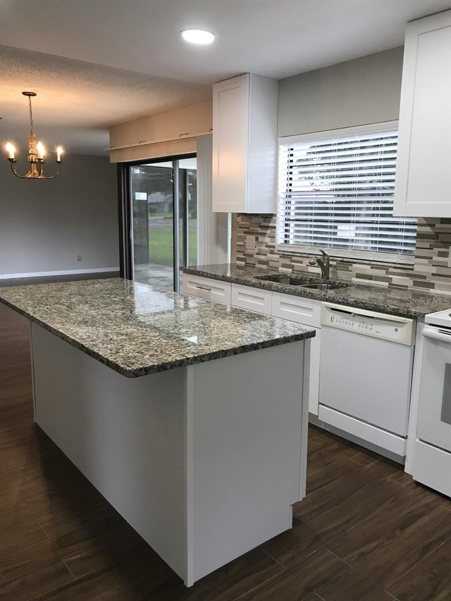4711 GROVE POINT DR, TAMPA, FL, 33624