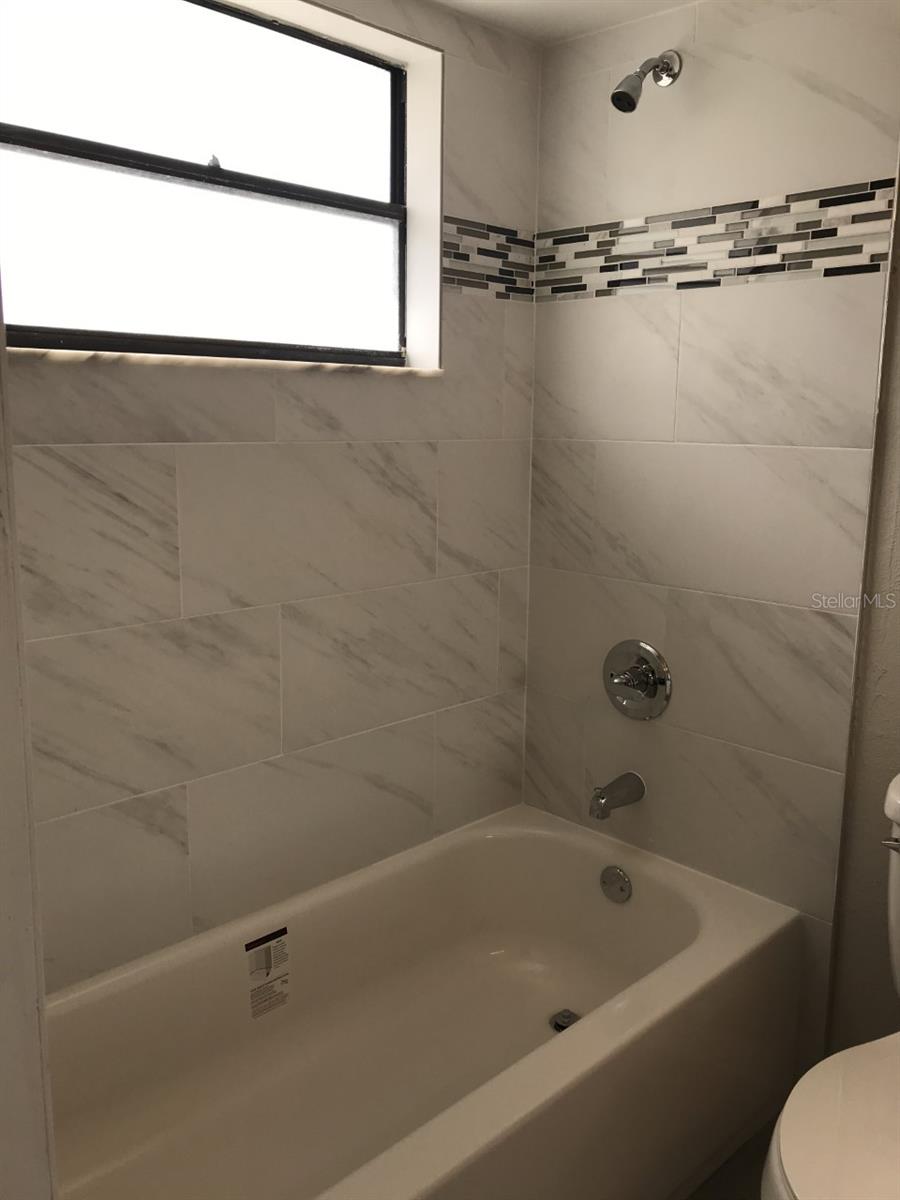 4711 GROVE POINT DR, TAMPA, FL, 33624