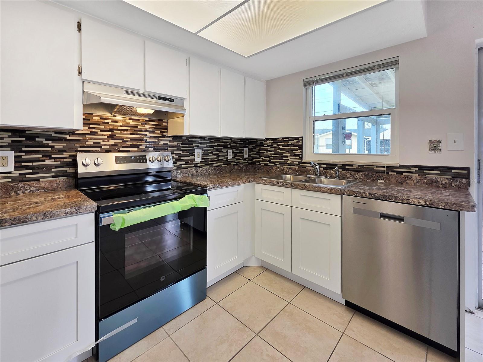 3420 DAWSON LN, PUNTA GORDA, FL, 33982