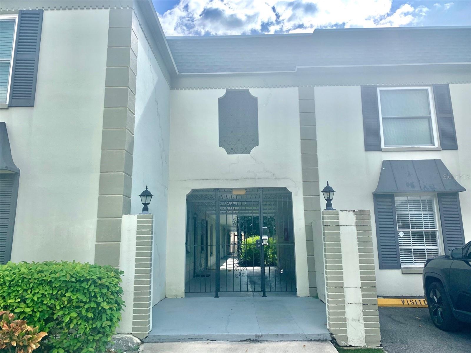 2808 W AZEELE ST #213, TAMPA, FL, 33609