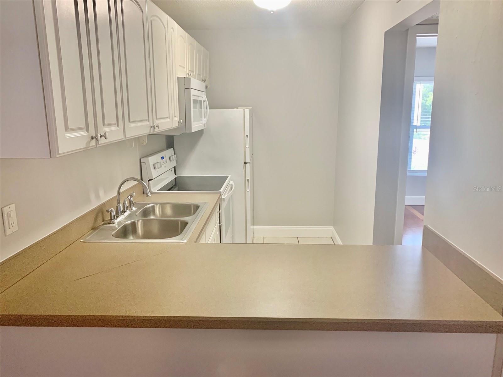 2808 W AZEELE ST #213, TAMPA, FL, 33609