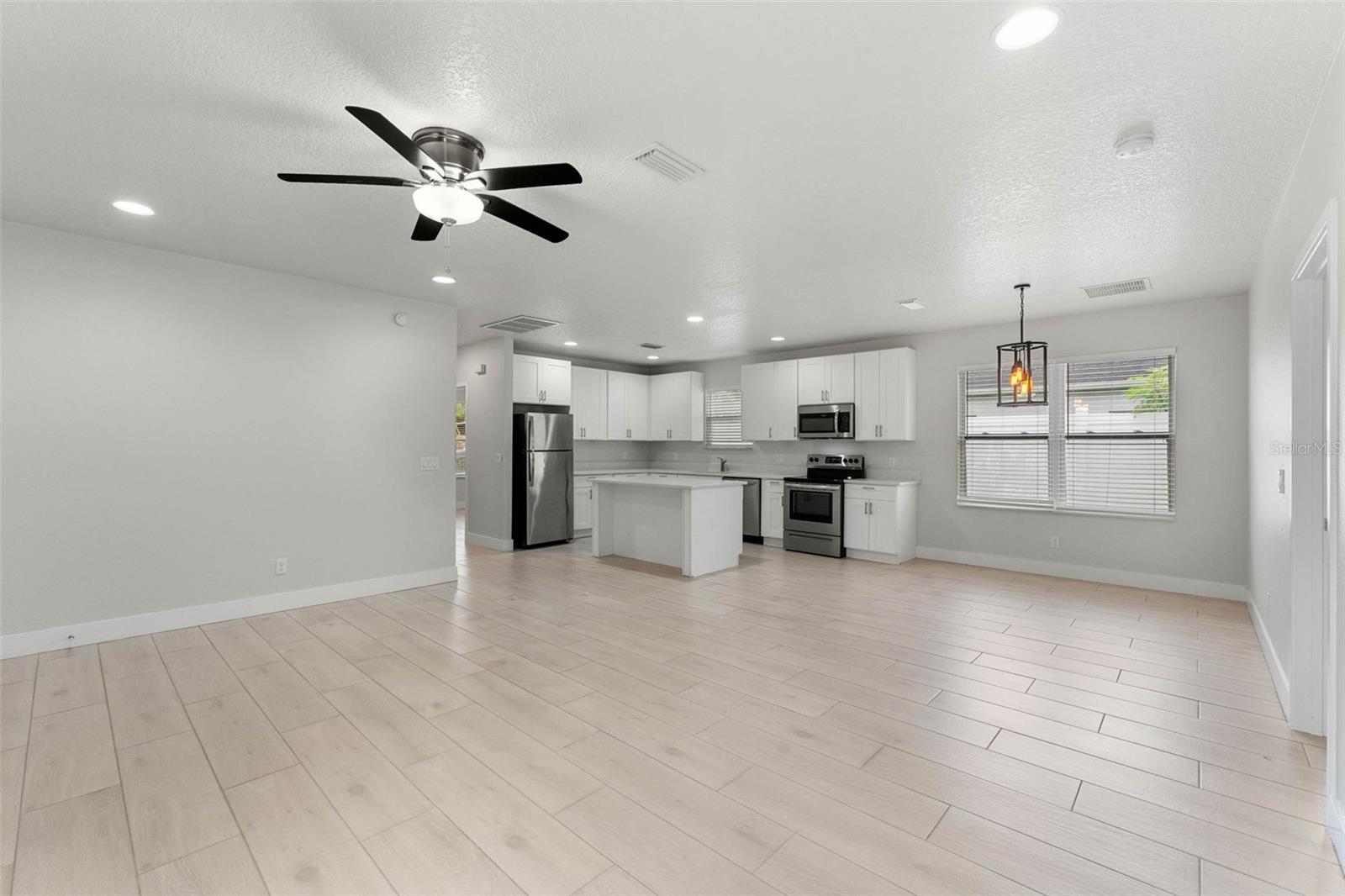 1440 LAKE SHORE DR, CASSELBERRY, FL, 32707