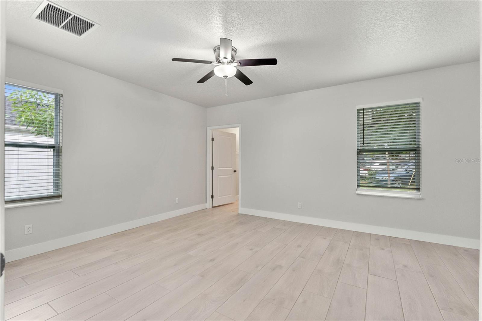 1440 LAKE SHORE DR, CASSELBERRY, FL, 32707