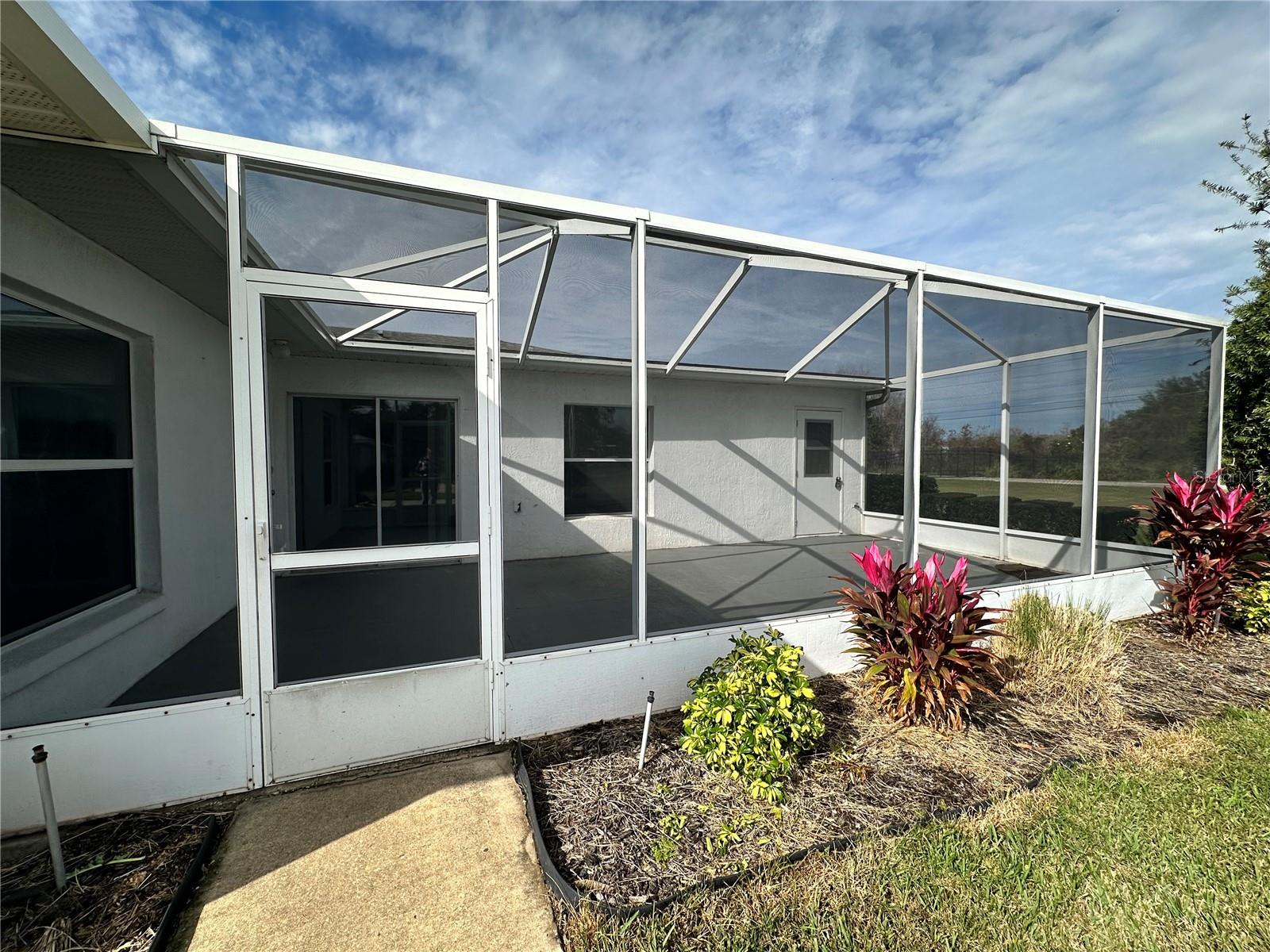909 WILLOW DR, LEESBURG, FL, 34748