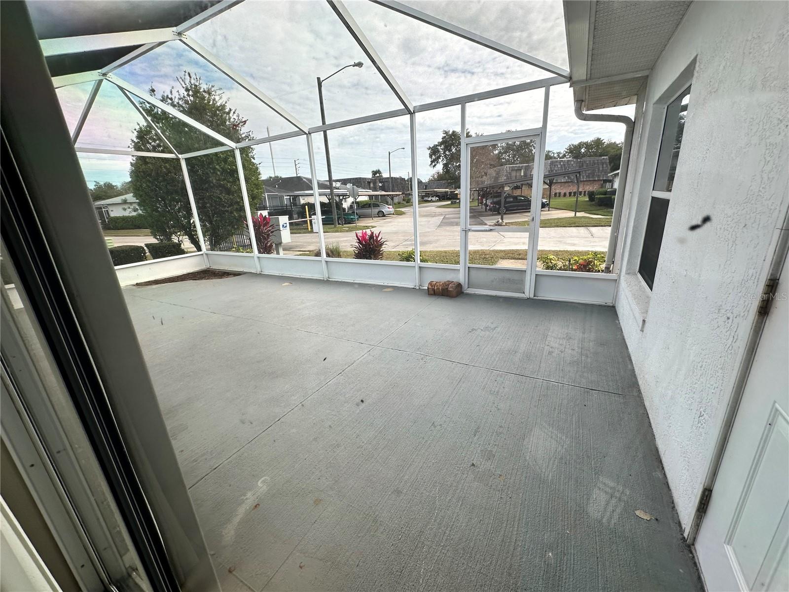 909 WILLOW DR, LEESBURG, FL, 34748