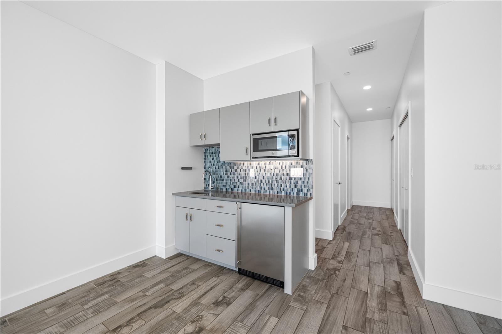 TB8371781 Property Photo