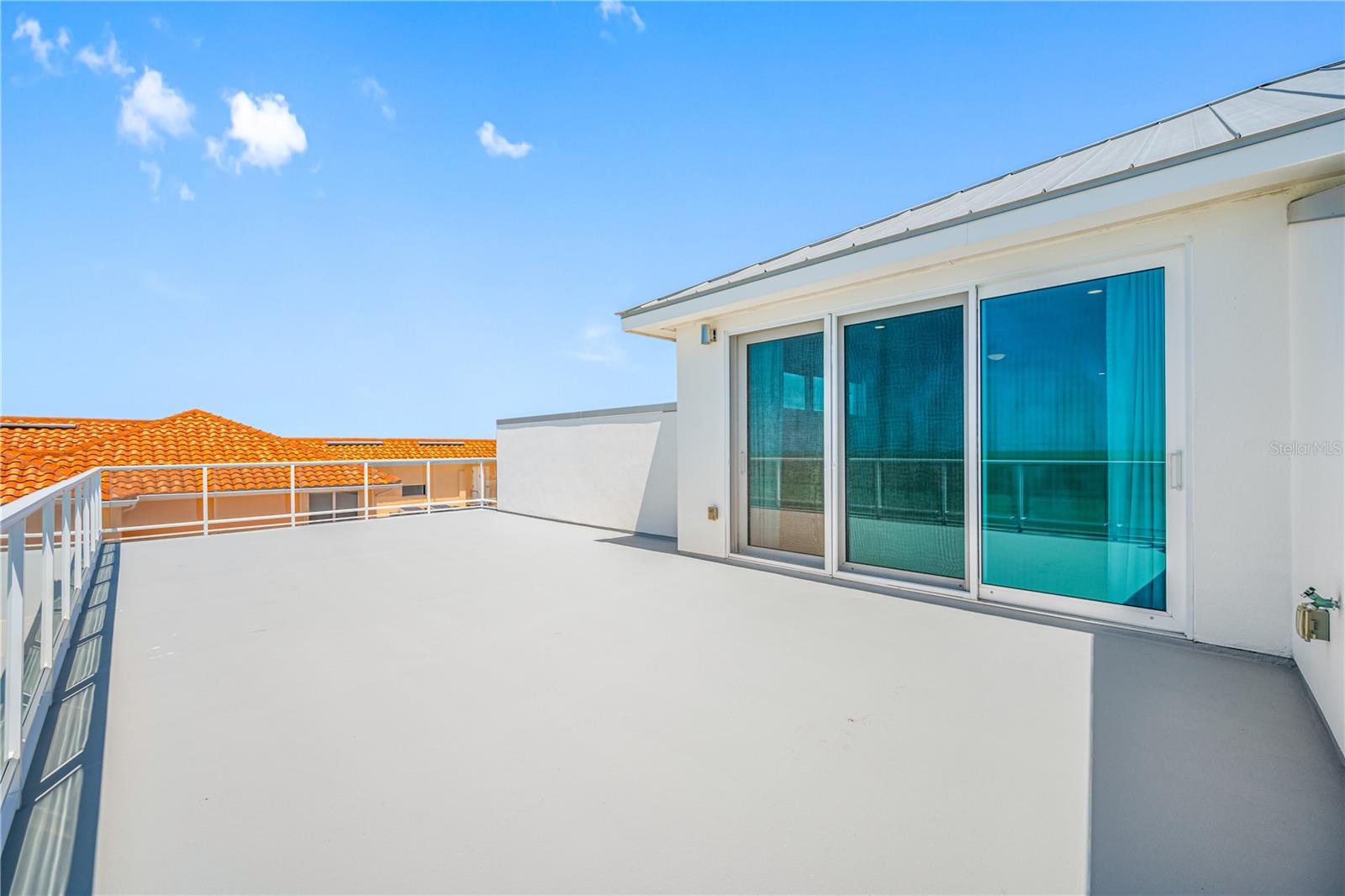 TB8371781 Property Photo