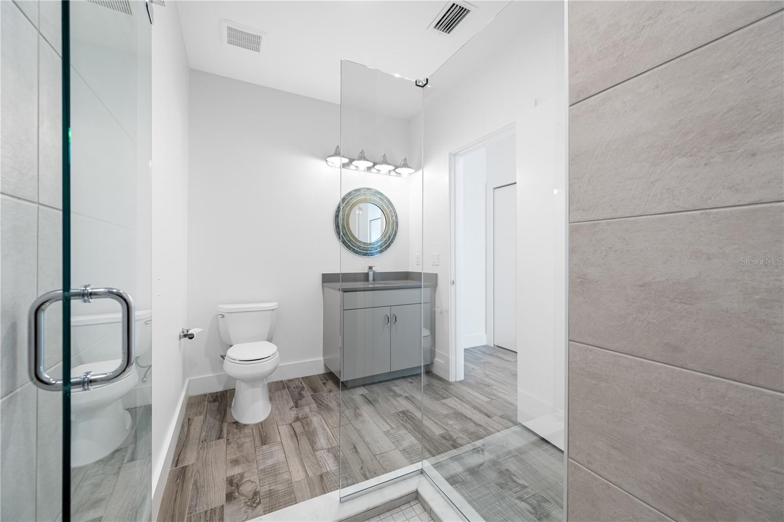 TB8371781 Property Photo