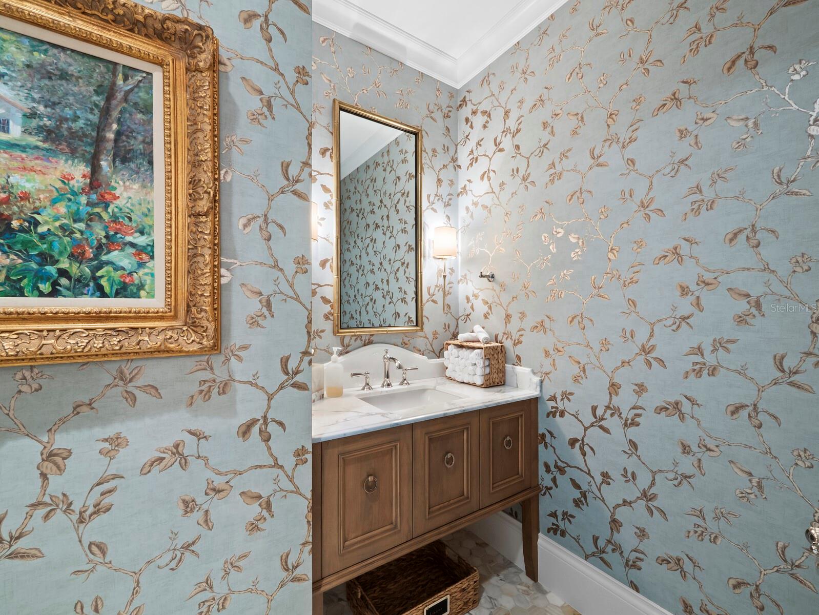 A4648030 Property Photo