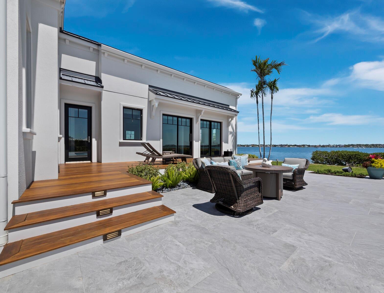 A4648030 Property Photo