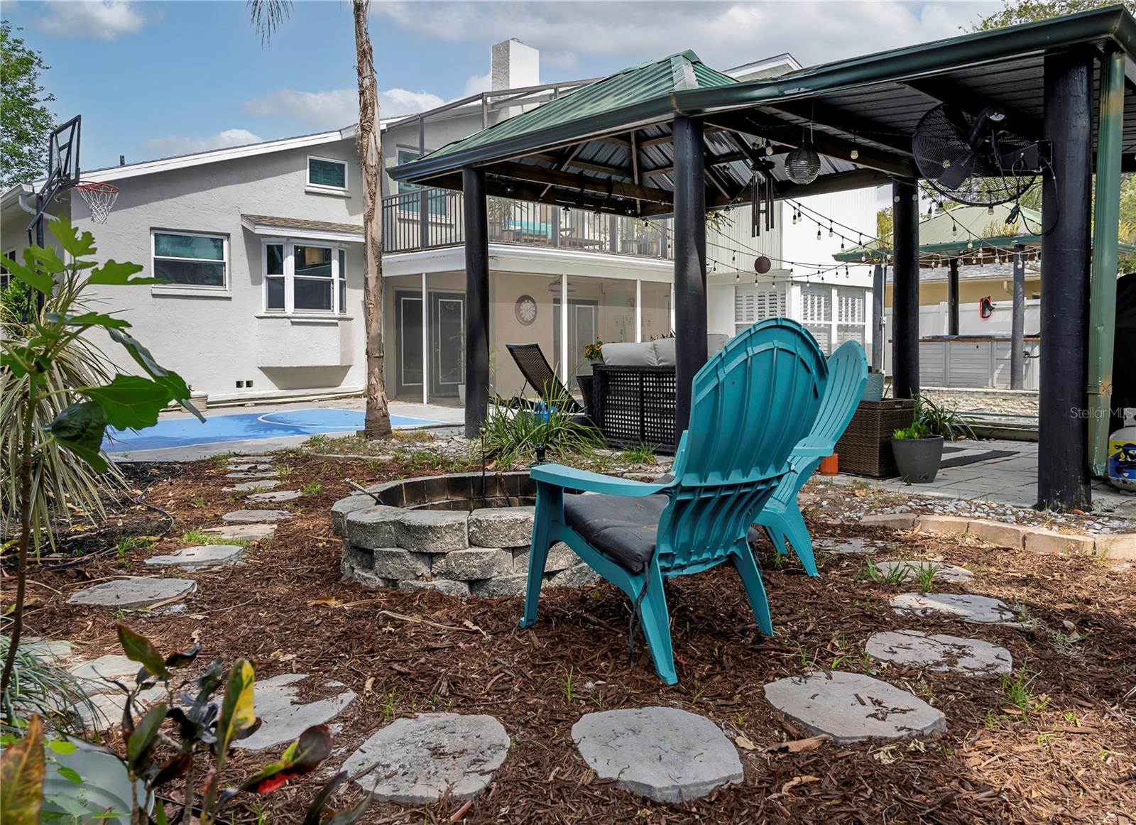 1326 MOSS DR, DUNEDIN, FL, 34698