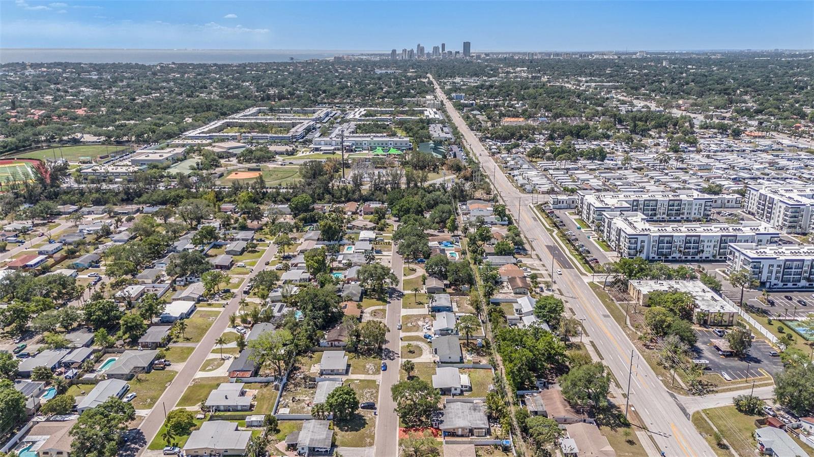 5700 BAY ST NE, ST PETERSBURG, FL, 33703