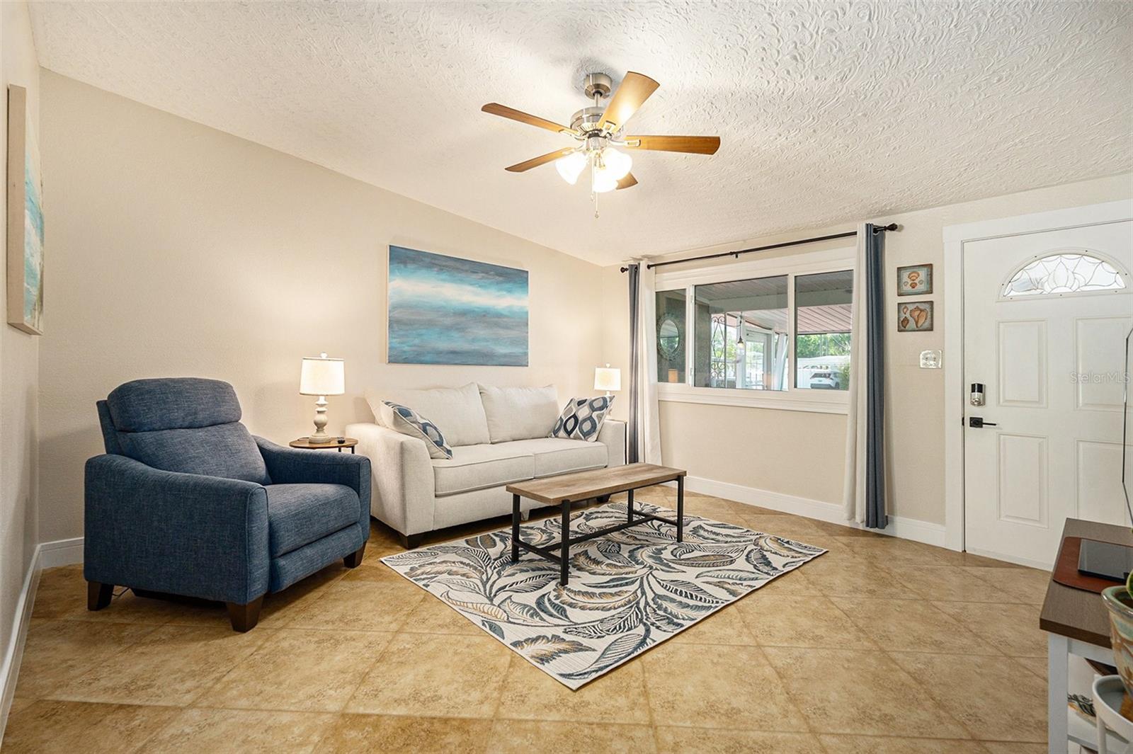 5700 BAY ST NE, ST PETERSBURG, FL, 33703