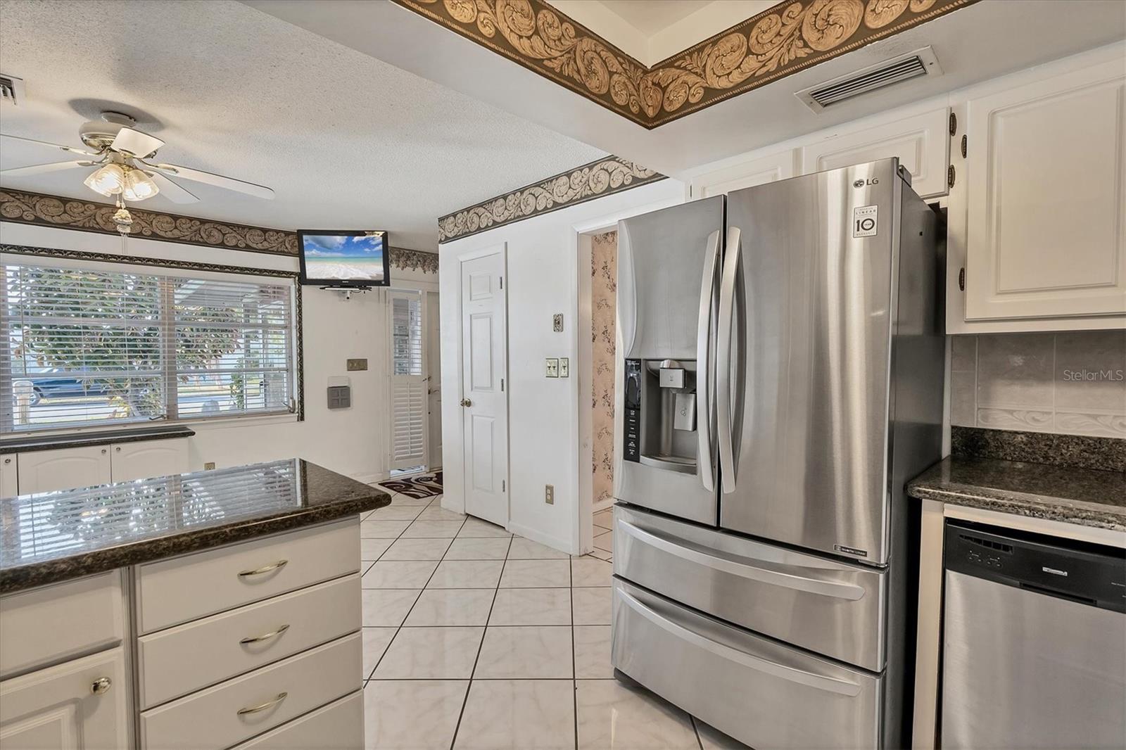 126 HIGHVIEW AVE, LEHIGH ACRES, FL, 33936