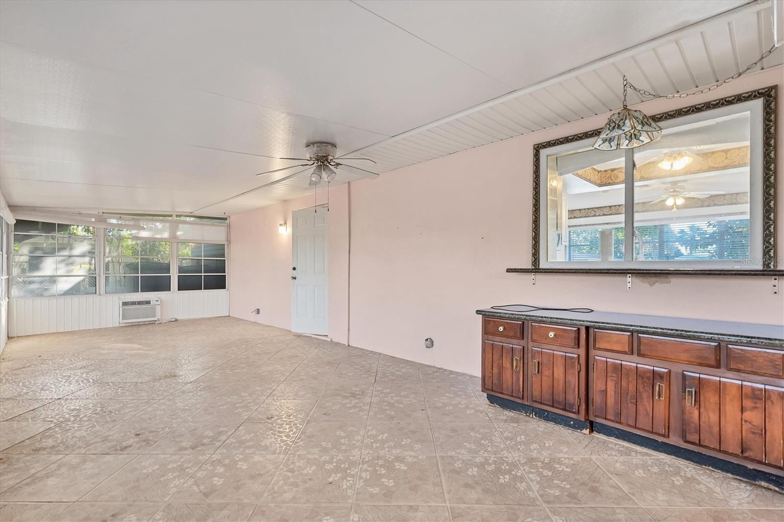 126 HIGHVIEW AVE, LEHIGH ACRES, FL, 33936