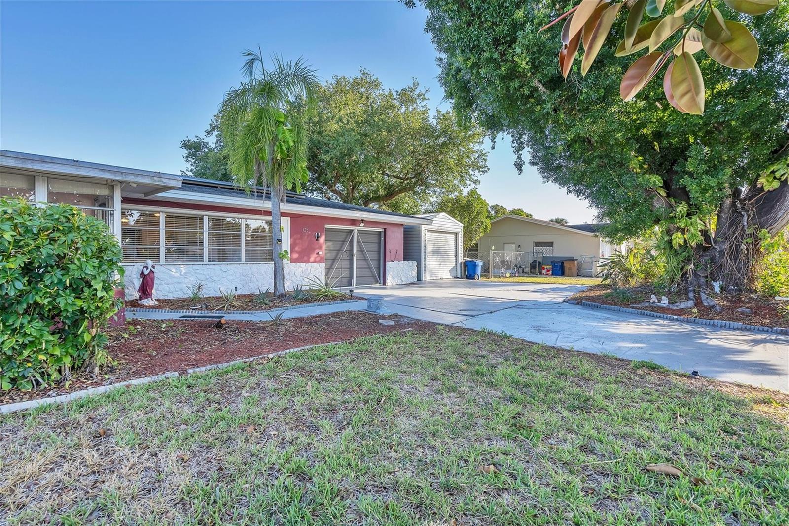 126 HIGHVIEW AVE, LEHIGH ACRES, FL, 33936