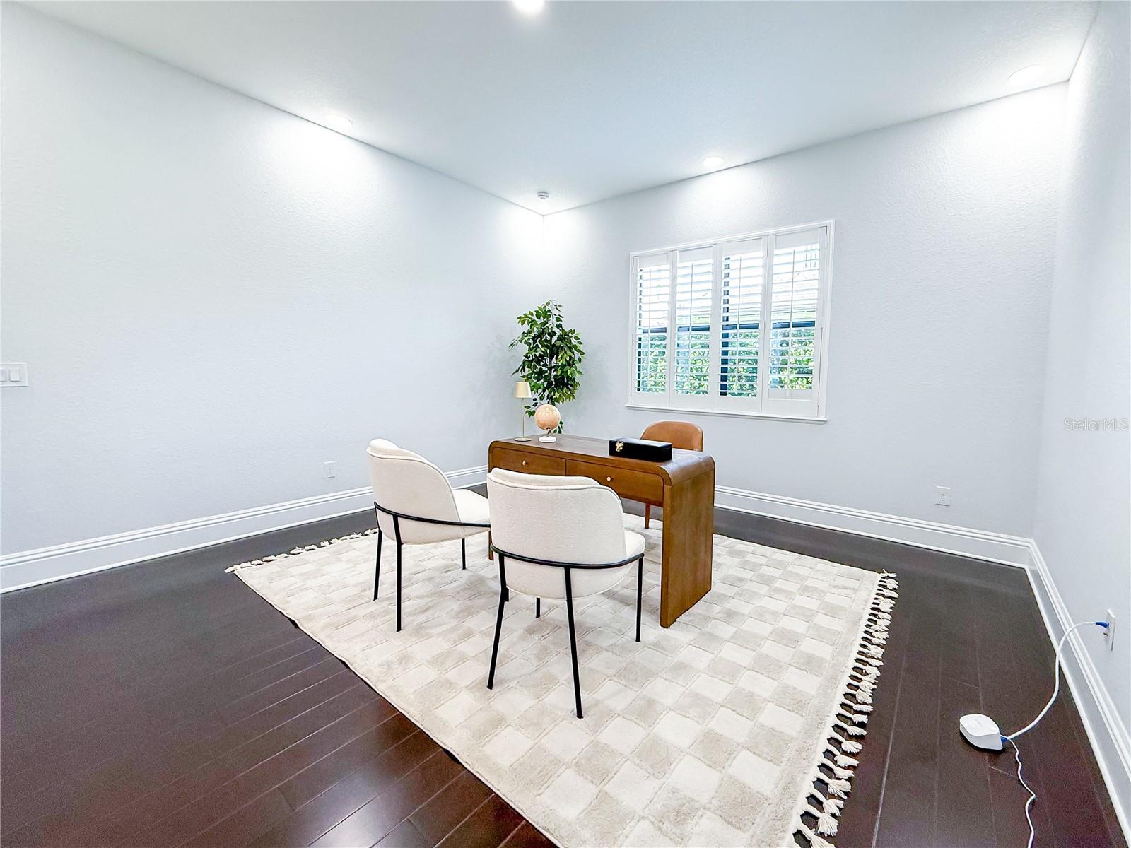 O6297797 Property Photo