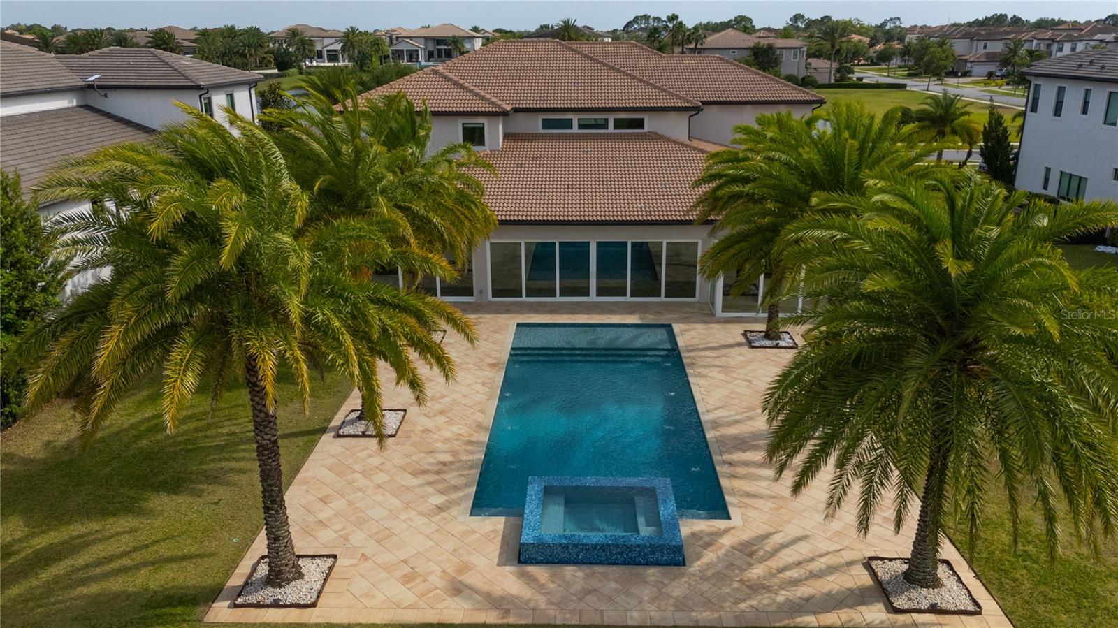 O6297797 Property Photo