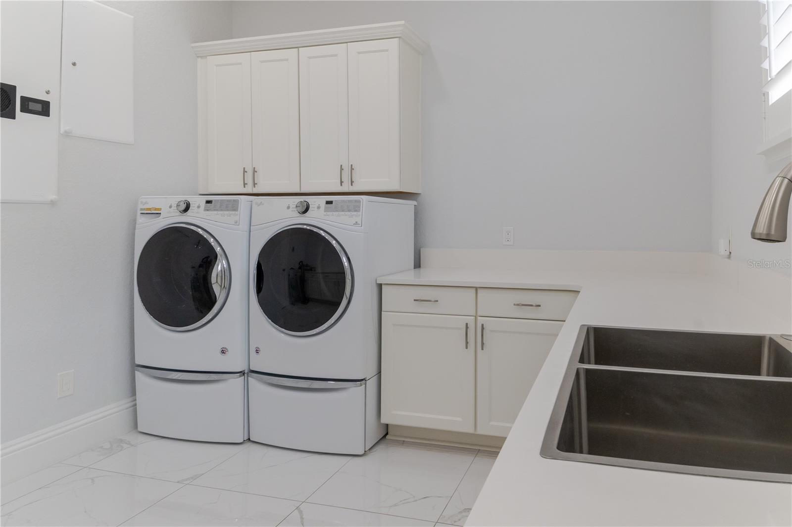 O6297797 Property Photo