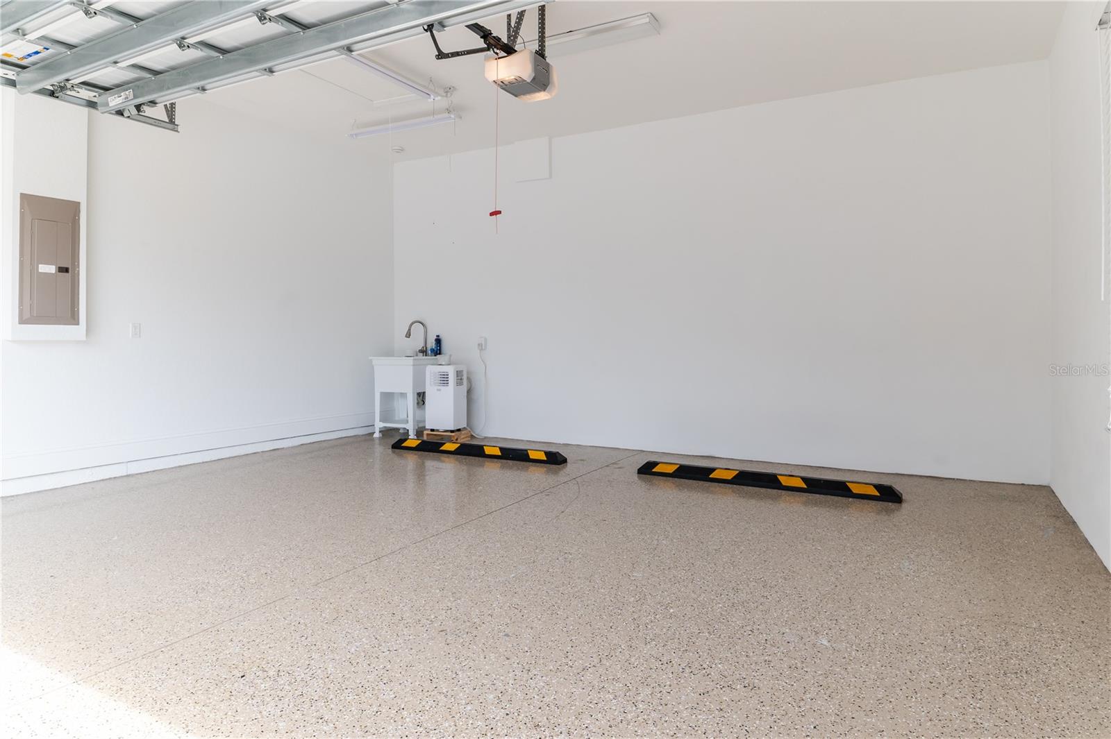 O6297797 Property Photo