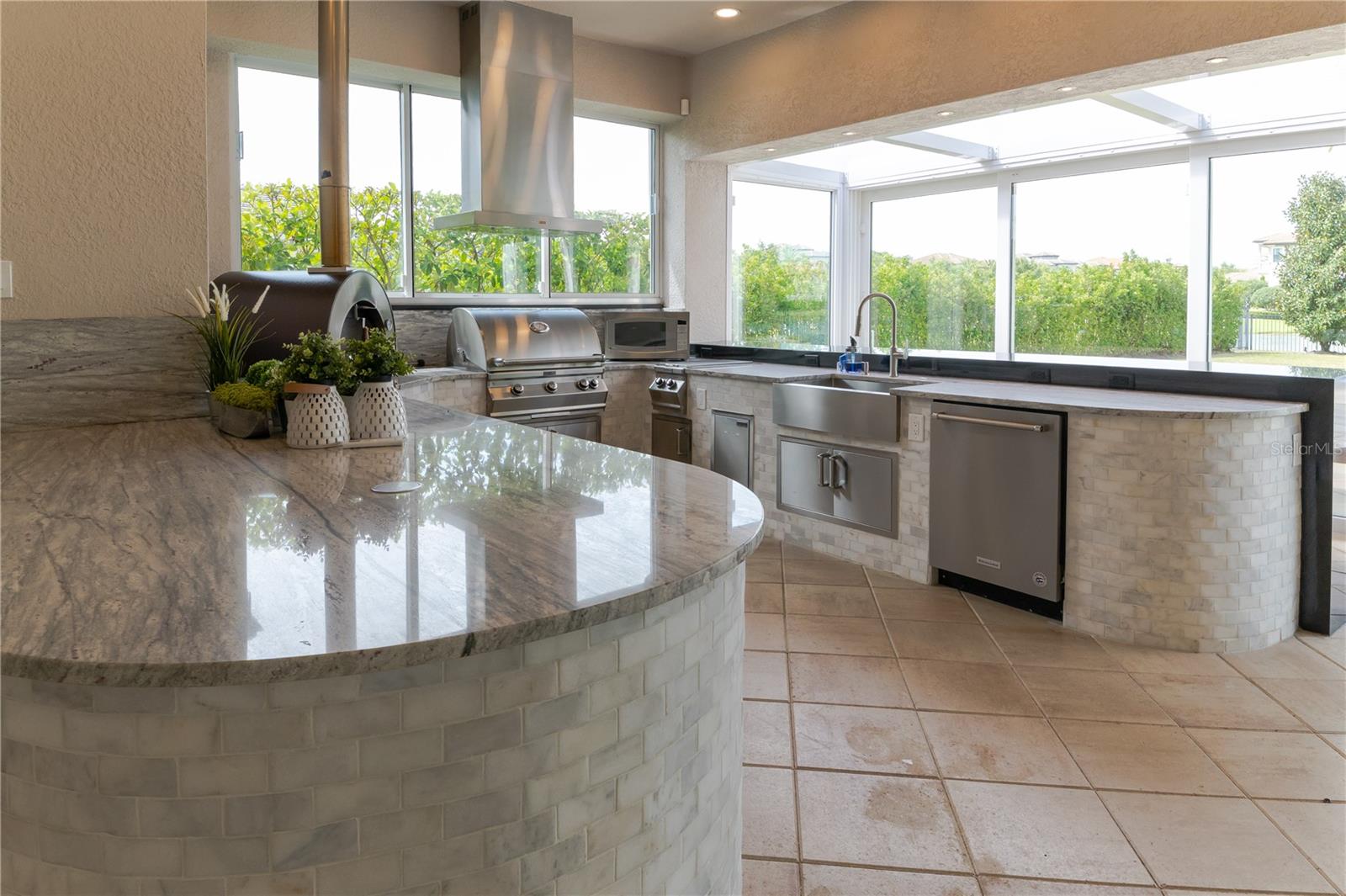 O6297797 Property Photo