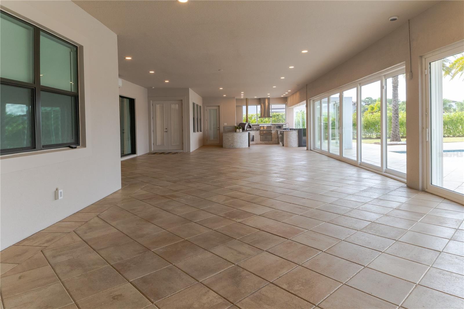 O6297797 Property Photo