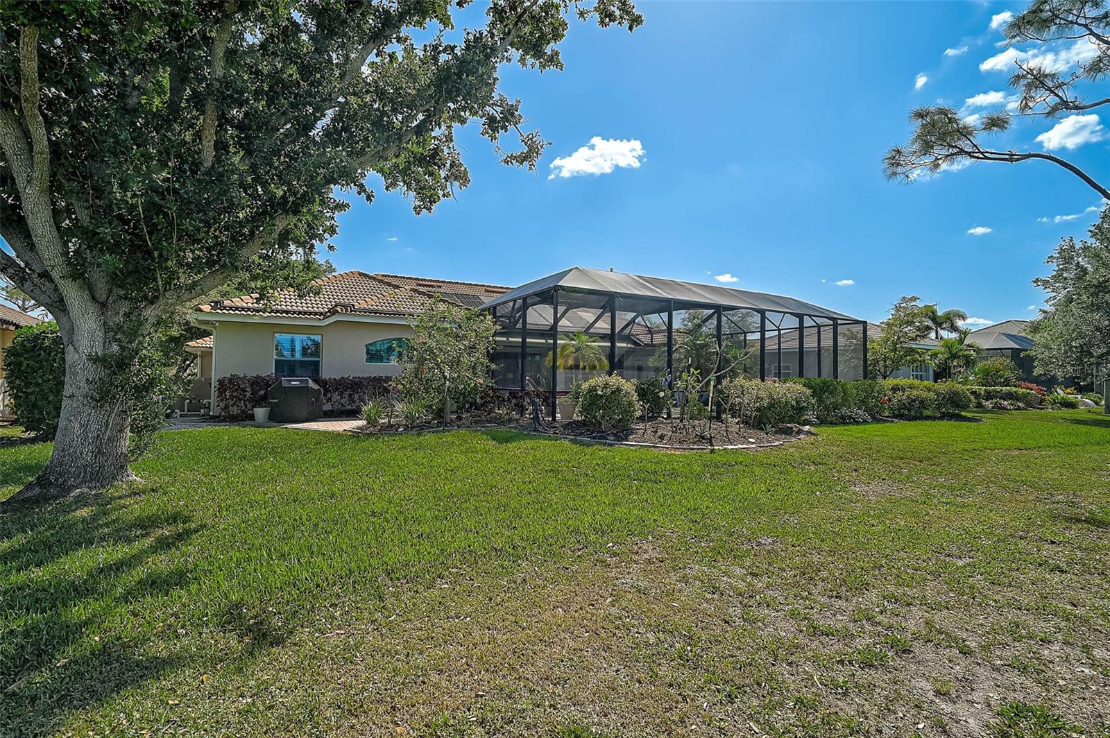 A4648076 Property Photo
