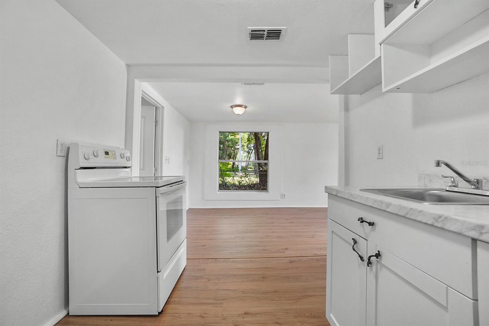 935 NE SANCHEZ AVE, OCALA, FL, 34470