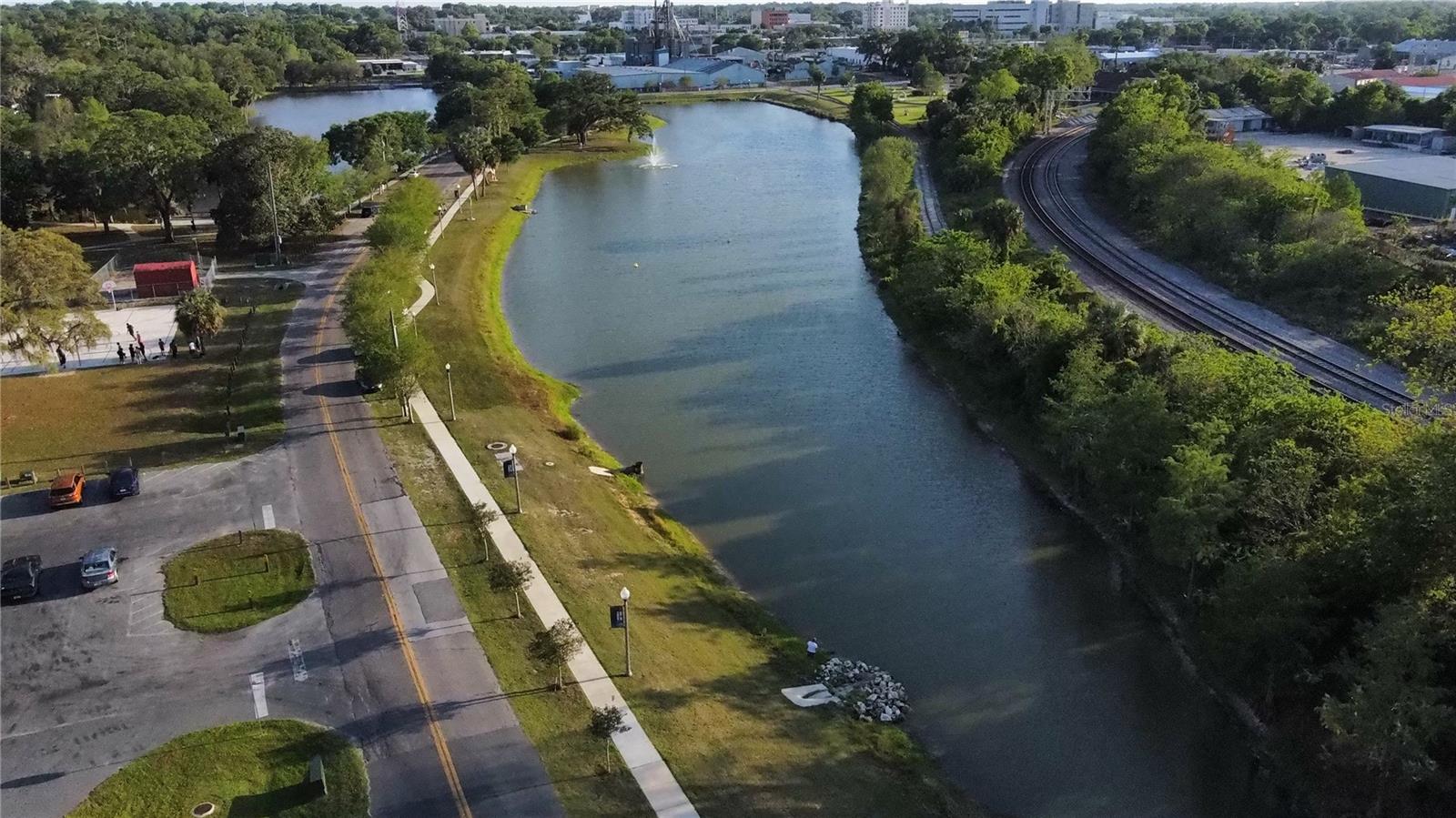 935 NE SANCHEZ AVE, OCALA, FL, 34470