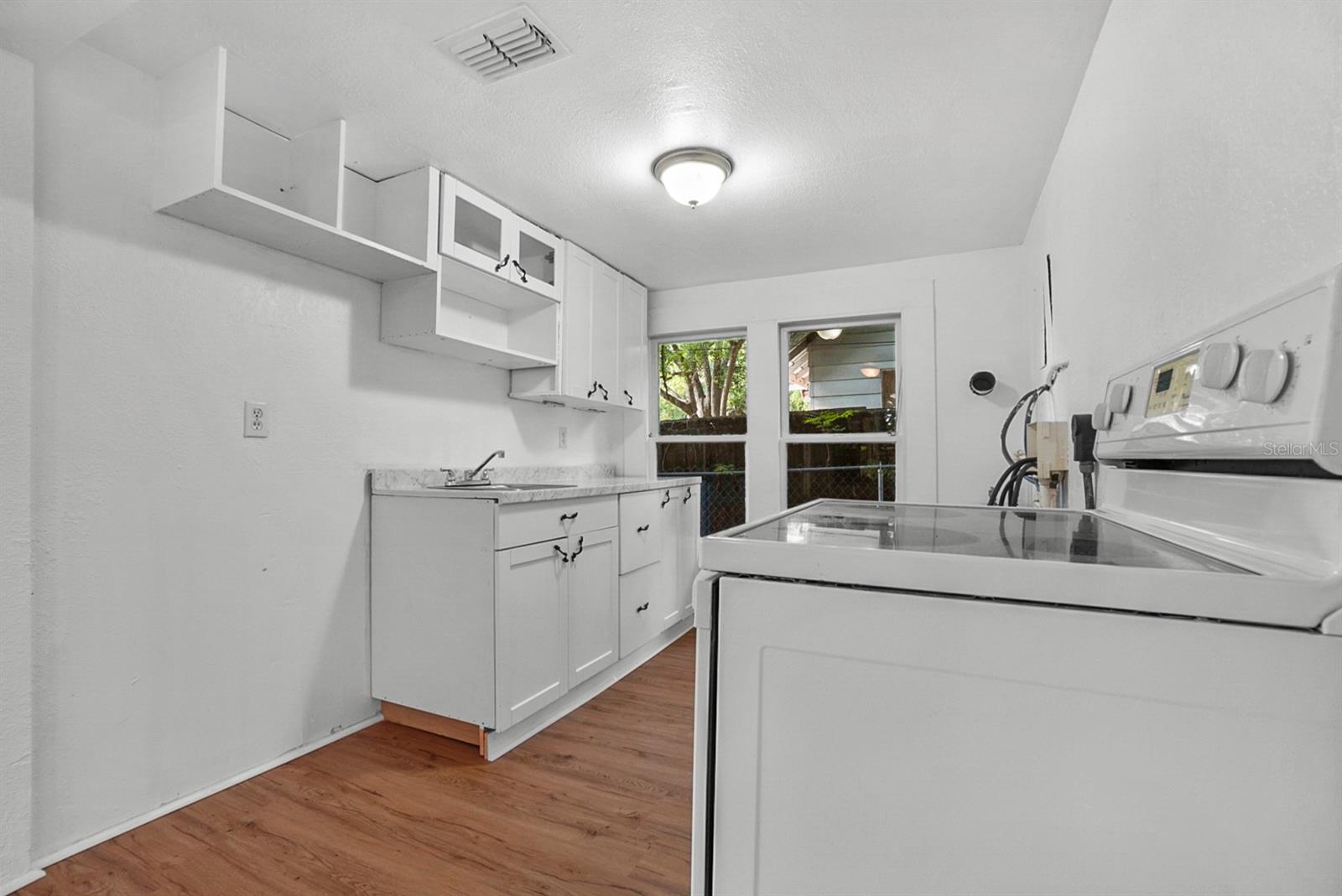 935 NE SANCHEZ AVE, OCALA, FL, 34470