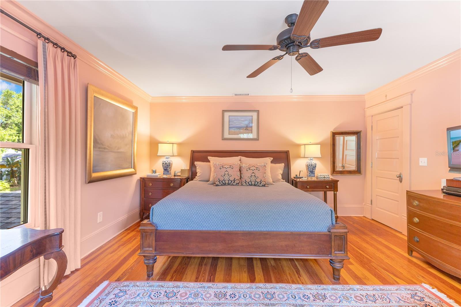 117 N THORNTON AVE, ORLANDO, FL, 32801