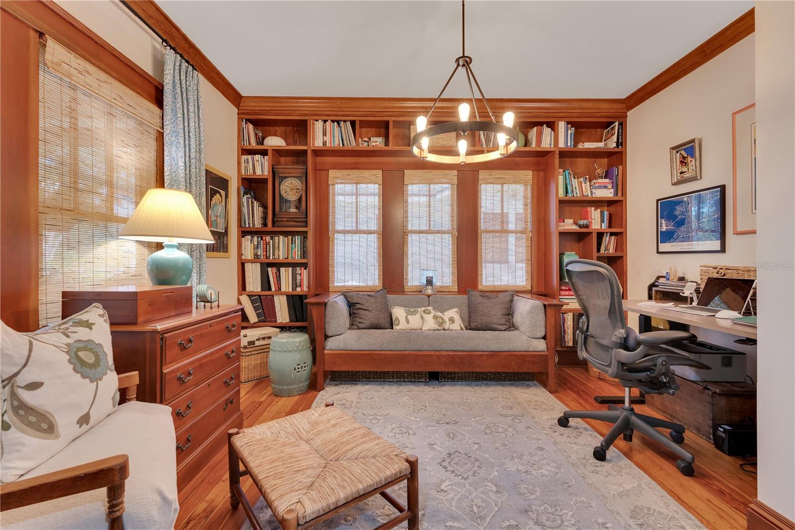 117 N THORNTON AVE, ORLANDO, FL, 32801