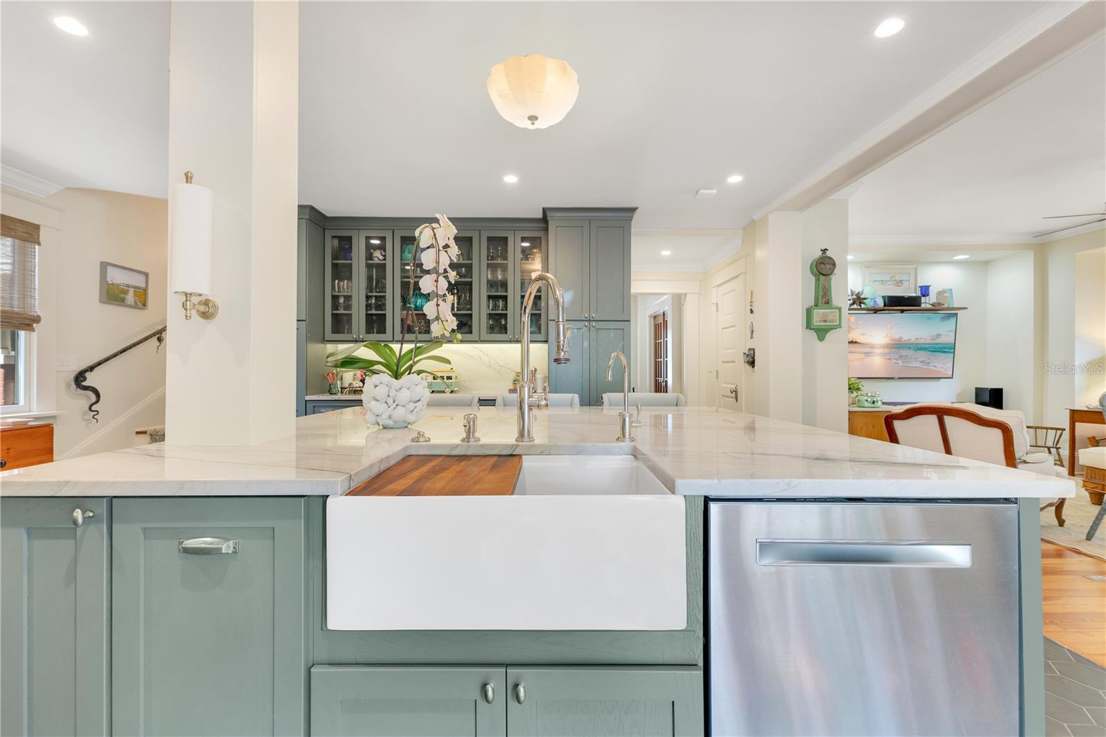 117 N THORNTON AVE, ORLANDO, FL, 32801