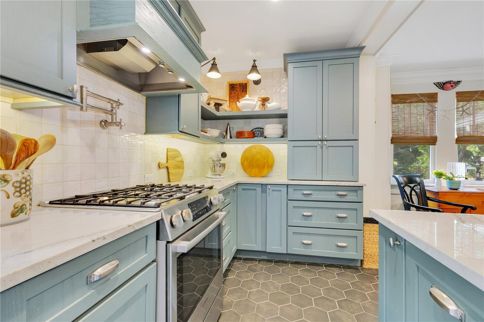 117 N THORNTON AVE, ORLANDO, FL, 32801