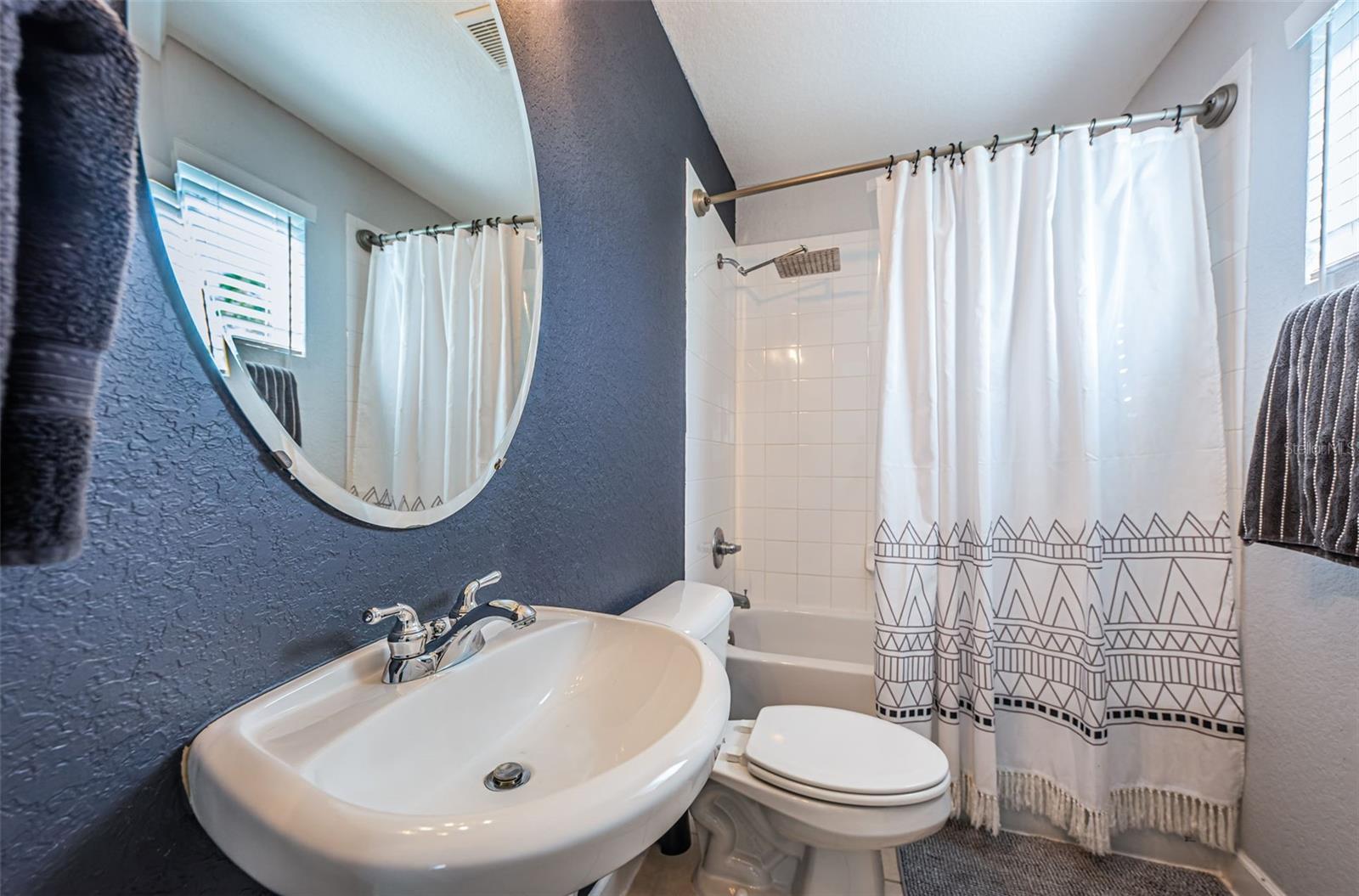 3rd bedroom ensuite bathroom