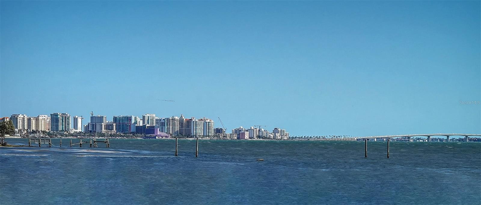 404 S SHORE DR, SARASOTA, FL, 34234