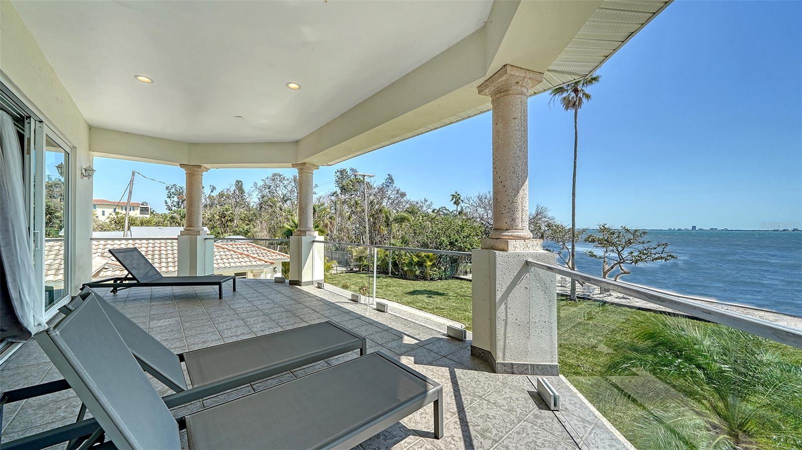 404 S SHORE DR, SARASOTA, FL, 34234