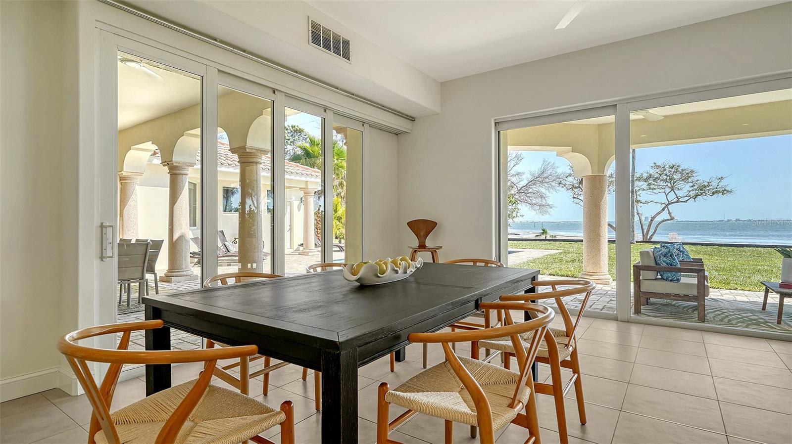 404 S SHORE DR, SARASOTA, FL, 34234