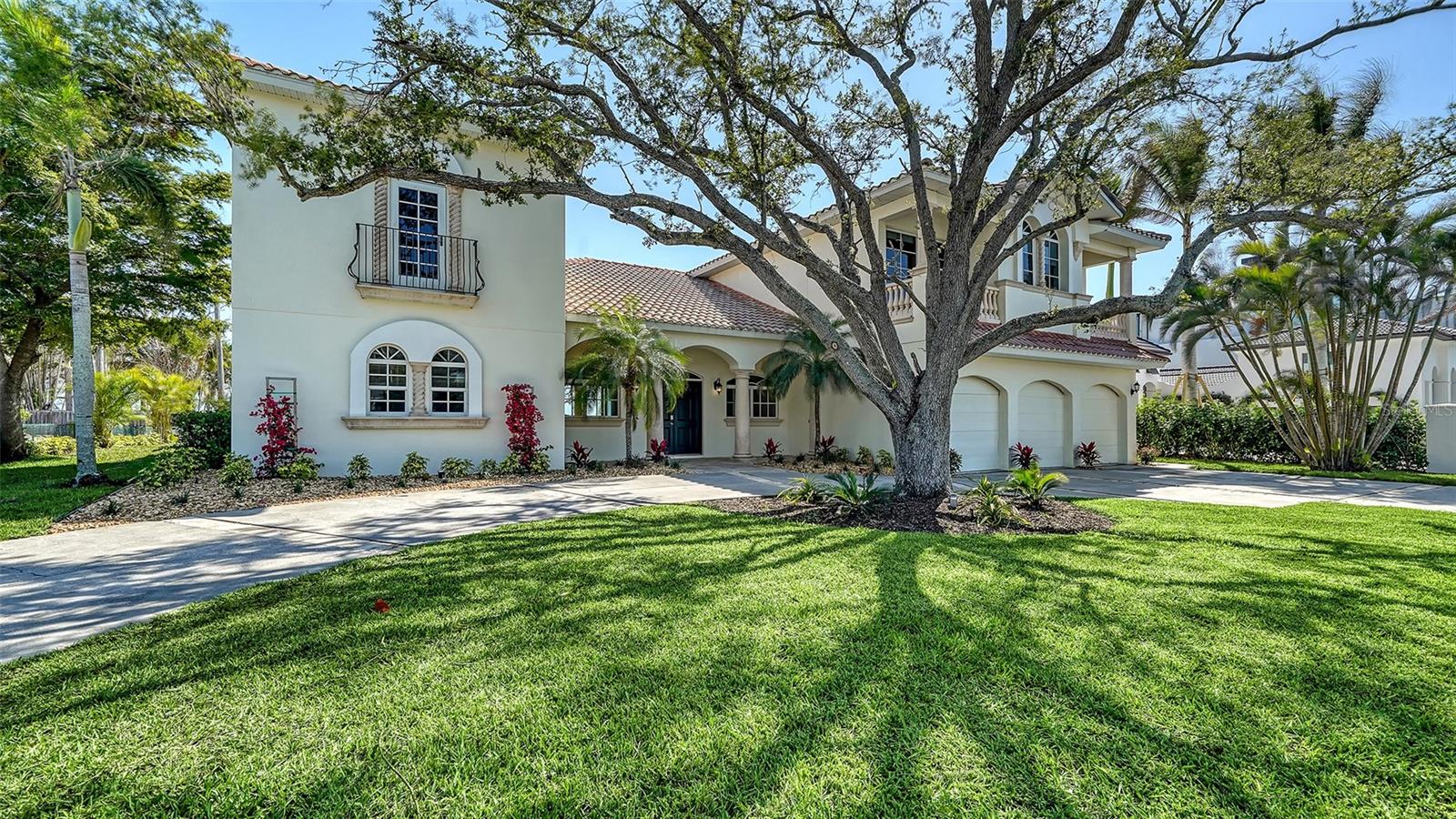 404 S SHORE DR, SARASOTA, FL, 34234